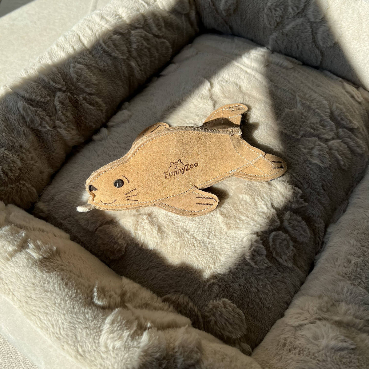 FUNNY ZOO ZABAWKA  Z BUTELKĄ W ŚRODKU FOKA 🦭