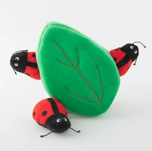 ZIPPY PAWS ZIPPY BURROW LADYBUGS IN LEAF