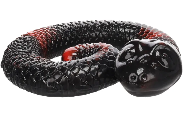 FLAMINGO TOY SNEAKY SNAKE COILED RED/BLACK 17X16,2X4,3CM