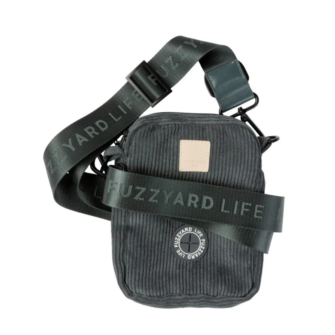 FUZZYARD CROSS BODY BAG SLATE GREY - SASZETKA NA PSISMAKI