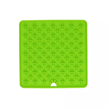 EAT SLOW LIVE LONGER LICK MAT CROSS GROEN